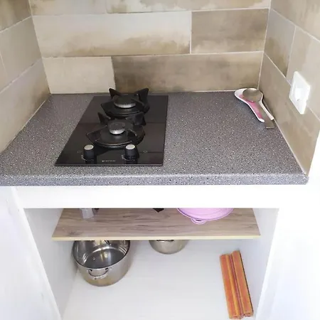 Evoo Liceu 아파트 티라나