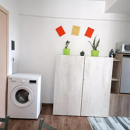 Evoo Liceu 地拉那