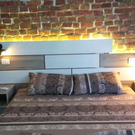 Evoo Liceu Apartment Tirana