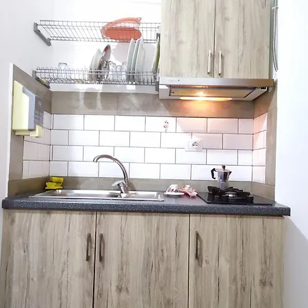 公寓 Evoo Liceu 地拉那