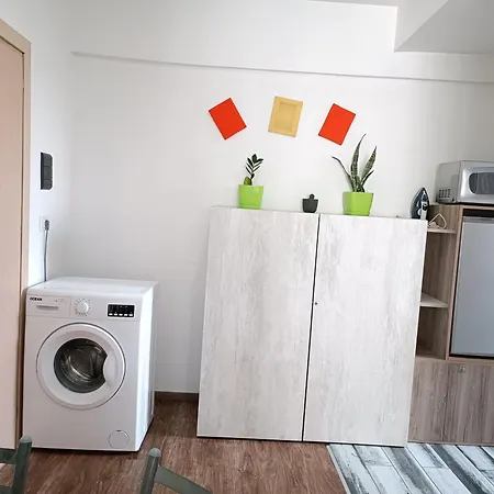 Evoo Liceu * 地拉那